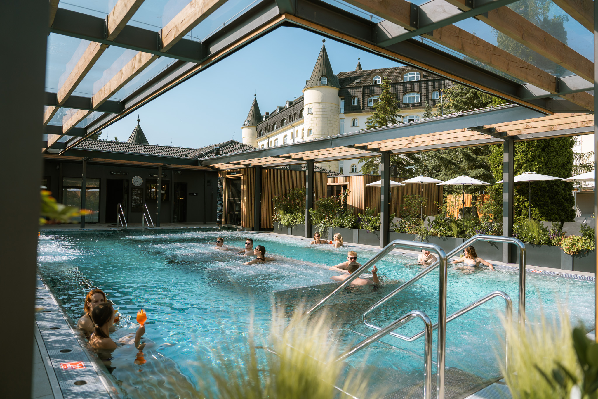 Infinit Sen - venkovní termální bazén